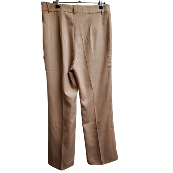 NWOT Forever21 Pin Striped Pants L - Picture 6 of 7